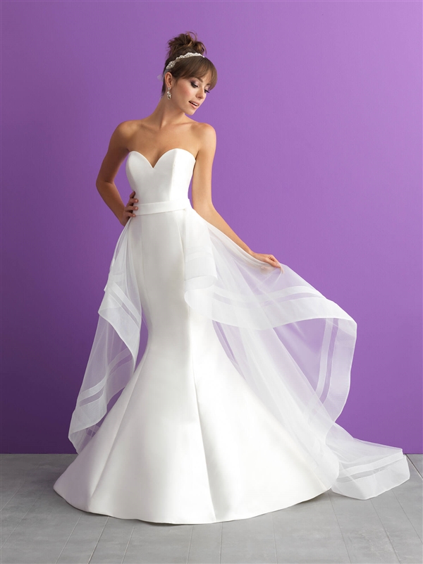 Allure Romance style 3000T Wedding Gown