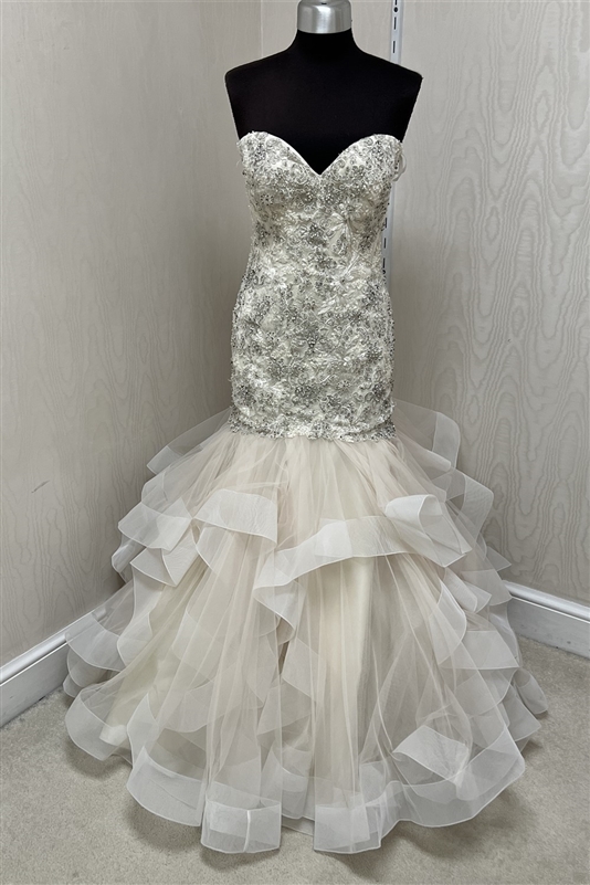 Allure Bridal Style 9421