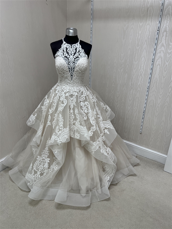 Allure Bridal style 9652